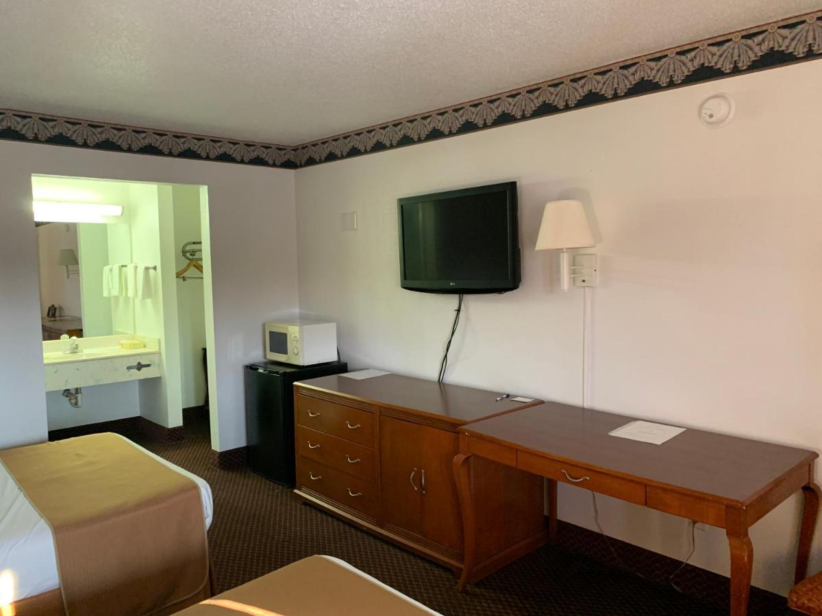 Americas Best Value Inn - Roxboro Экстерьер фото