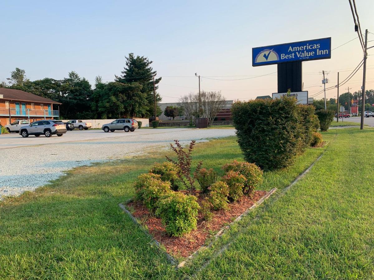 Americas Best Value Inn - Roxboro Экстерьер фото