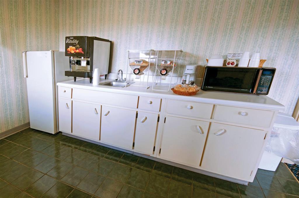 Americas Best Value Inn - Roxboro Ресторан фото